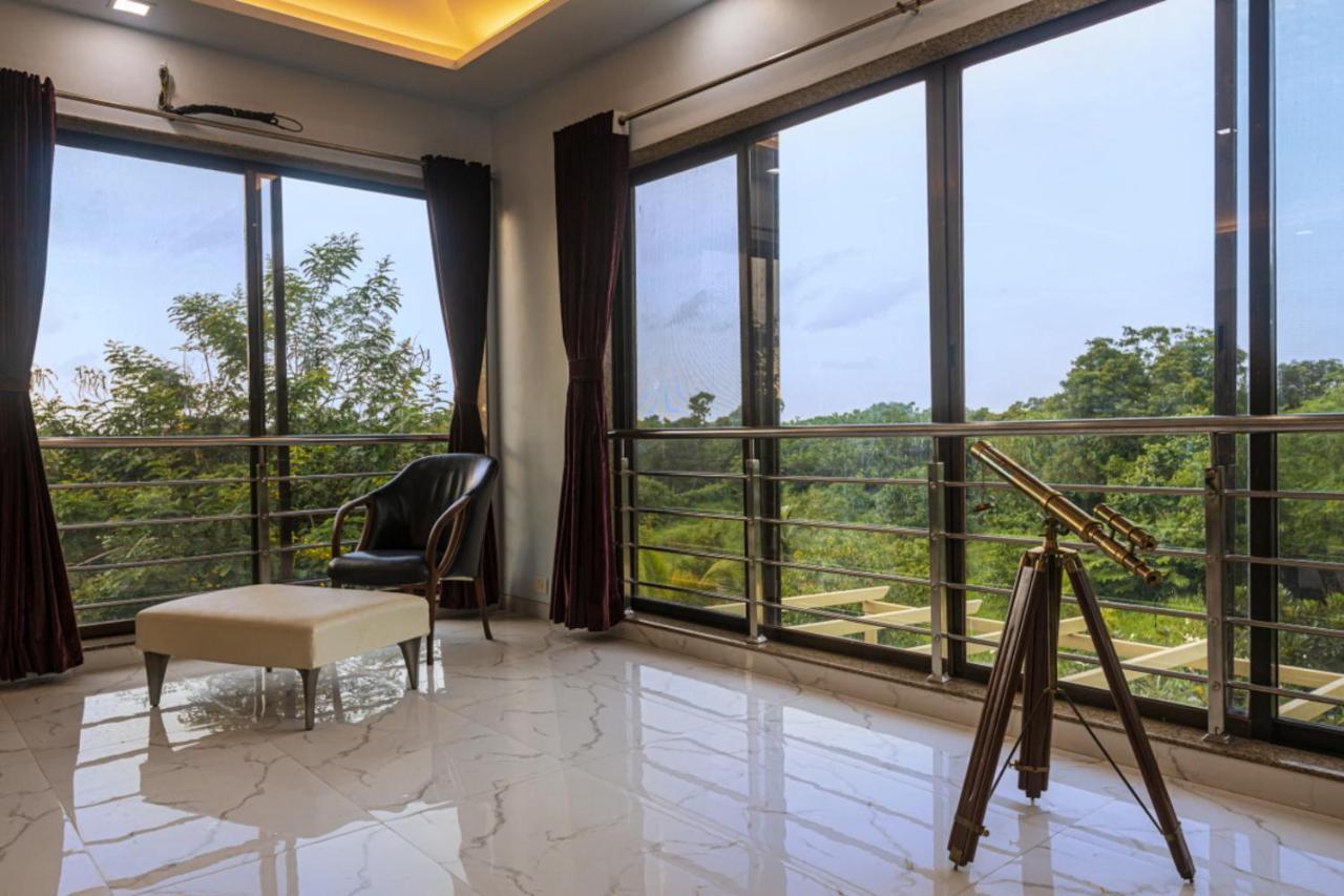 Saffronstays Aura, Alibaug - Luxury Pool Villa With A Game Room And Spacious Lawn Alībāg Exterior photo
