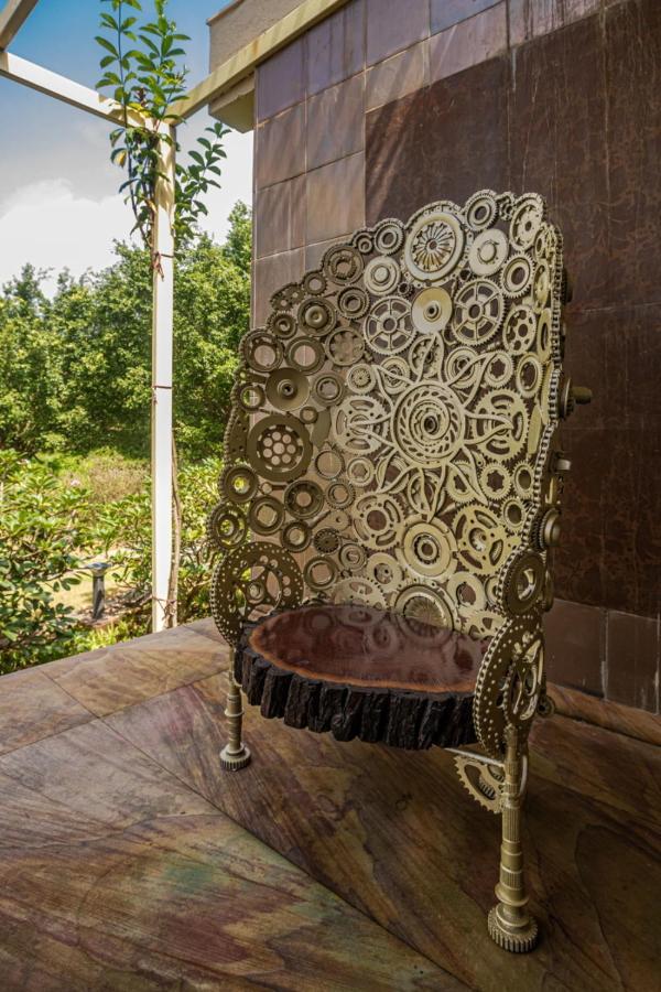 Saffronstays Aura, Alibaug - Luxury Pool Villa With A Game Room And Spacious Lawn Alībāg Exterior photo